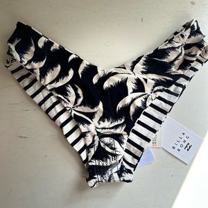 NWT Reversible Billabong Bikini Bottoms LARGE
